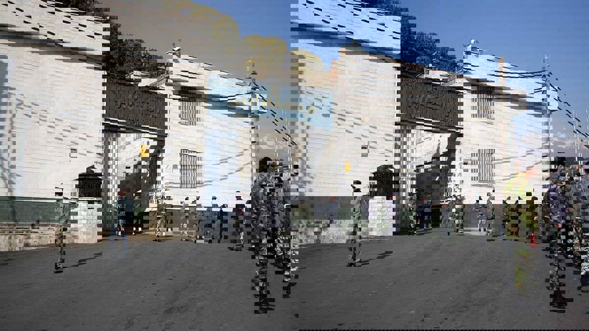 إيران تصدر قرارات بالعفو وتخفيف العقوبة لأكثر من ألفي سجين