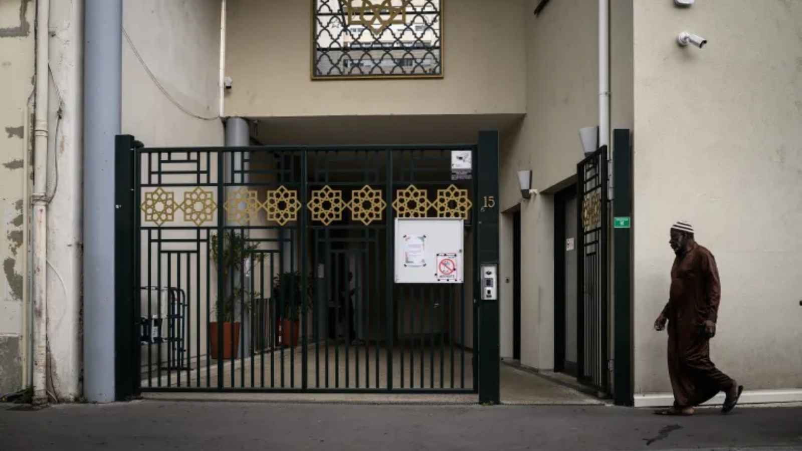 فرنسا ستحاكم متهمًا بإحراق مصحف في نهاية يوليو المقبل