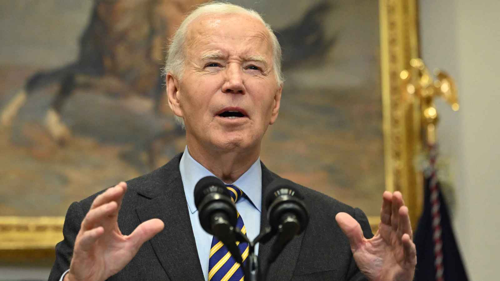 بايدن يحذر من "أوليغارشية أمريكية" جديدة