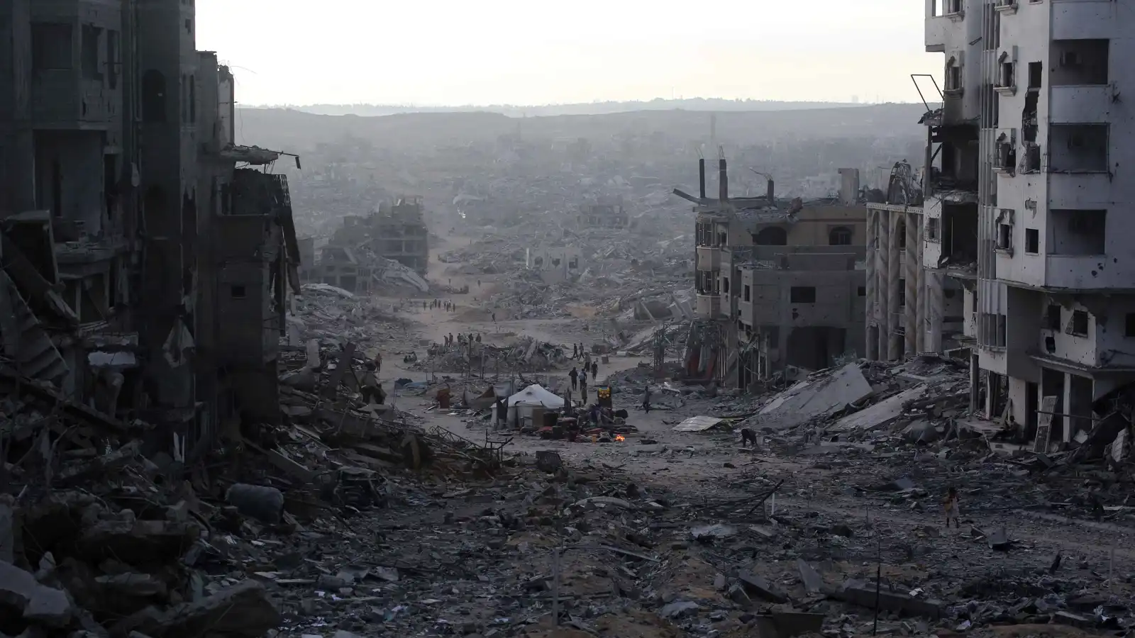 دمار أوسع من سراييفو وغروزني.. غزة تواجه خيارات معقدة لإعادة الإعمار