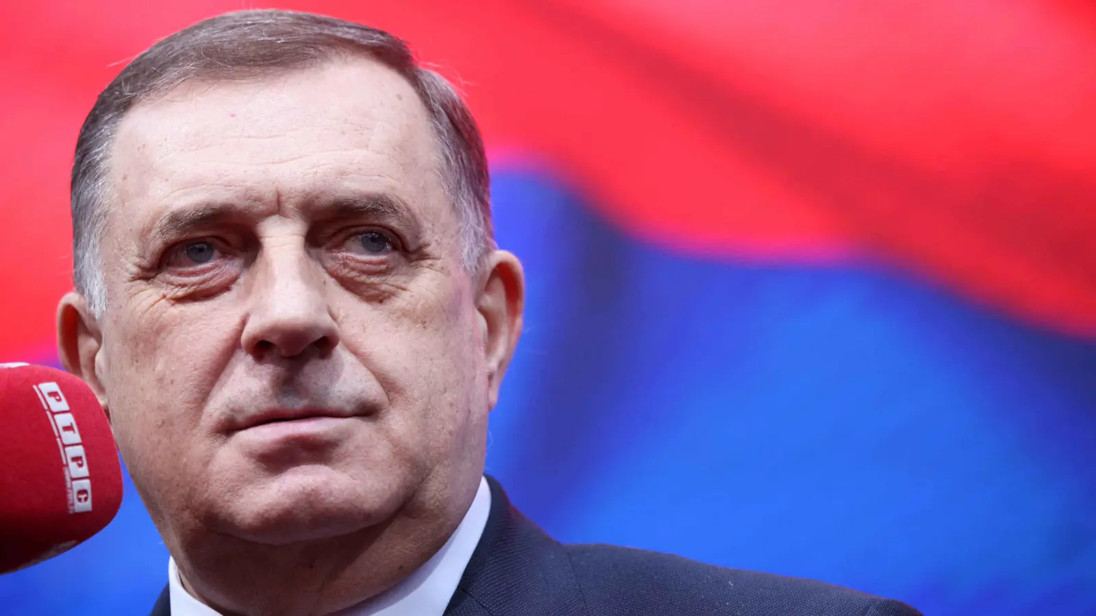 "صرب البوسنة" ينظمون استفتاء في أكتوبر حول مصير زعيمهم