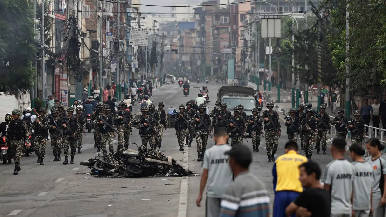 كاركي أبرز المرشحين.. جيش نيبال والمحتجون يبحثون عن زعيم مؤقت