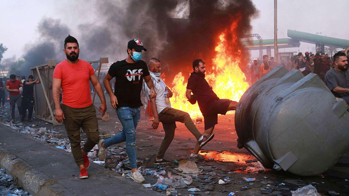 رئيس الحكومة العراقية يدافع عن قطع الإنترنت ويعترف بارتكاب أخطاء