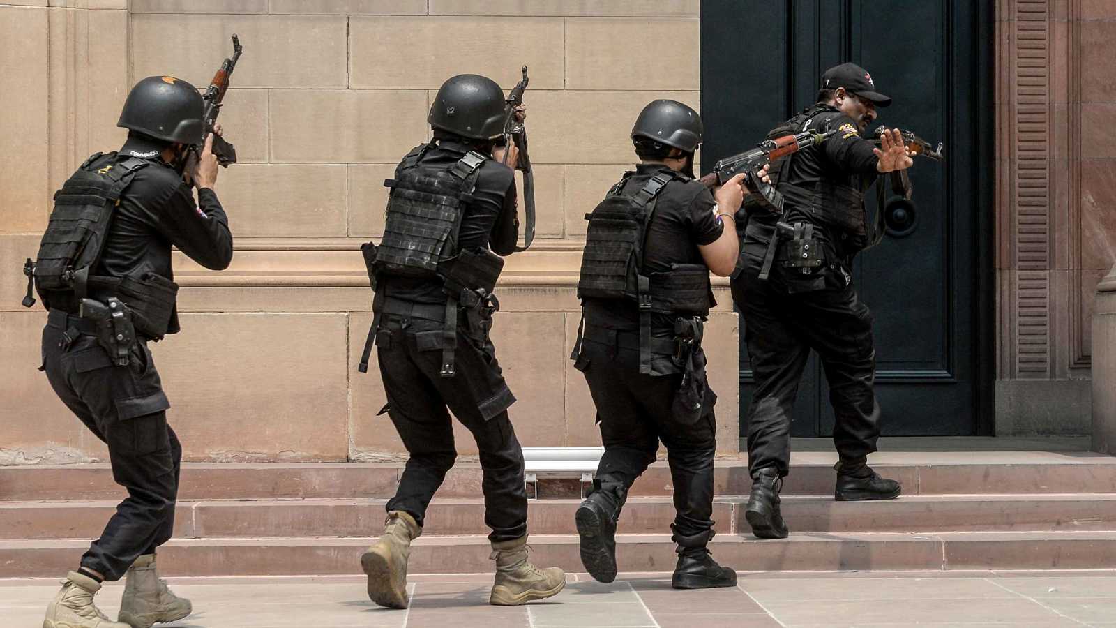 انفجاران متتاليان.. مقتل 8 أشخاص وإصابة 23 في باكستان