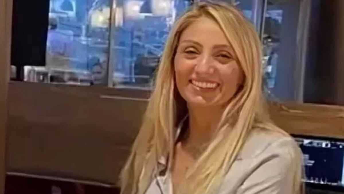 متخصصة بروايات الرعب.. السجن المؤبد لكاتبة تركية نحرت زوجها