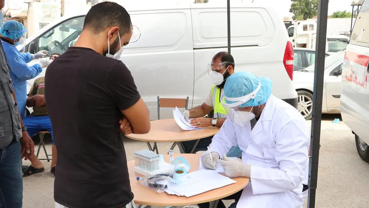 الحكومة الليبية تبدأ تطبيق حظر تجول جزئي لمواجهة كورونا