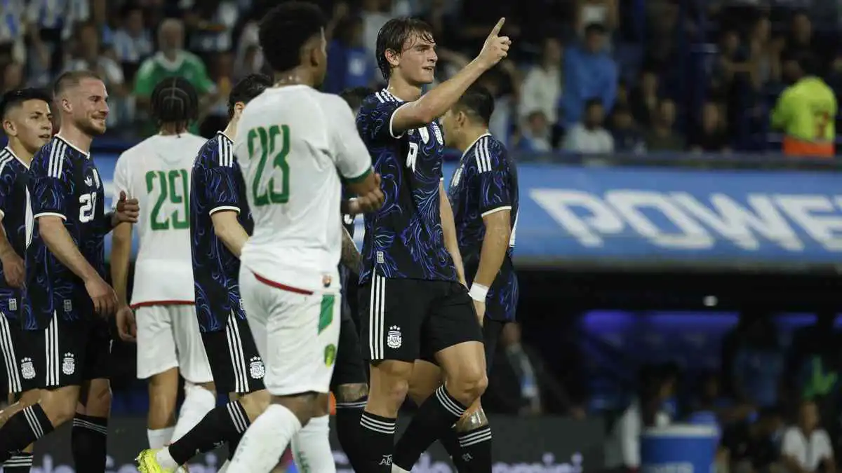 منتخب الأرجنتين يحقق فوزا صعبا على موريتانيا (فيديو)