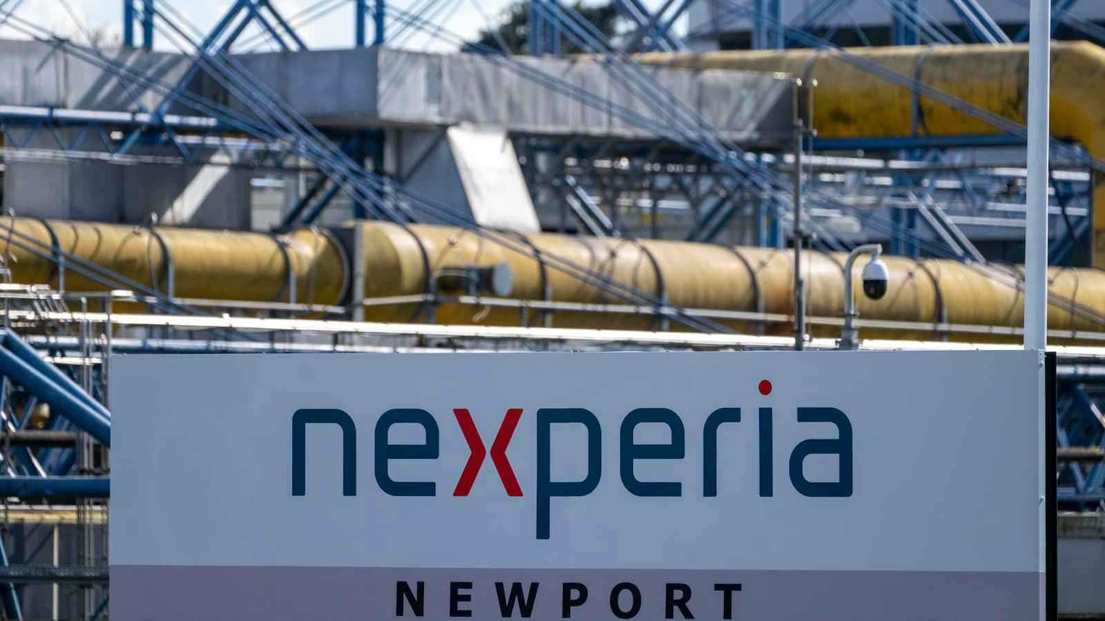 رقائق تحت الحراسة.. هولندا تؤمم شركة صينية بدوافع "الأمن القومي"