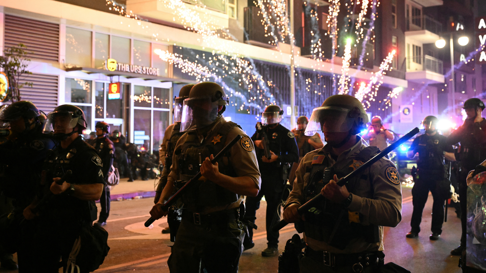 ترامب: إرسال قوات إلى لوس أنجلوس جنّبها "الاحتراق بالكامل"