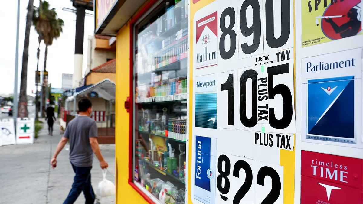 "هذه المواليد" ممنوعة من التدخين مدى الحياة في المالديف