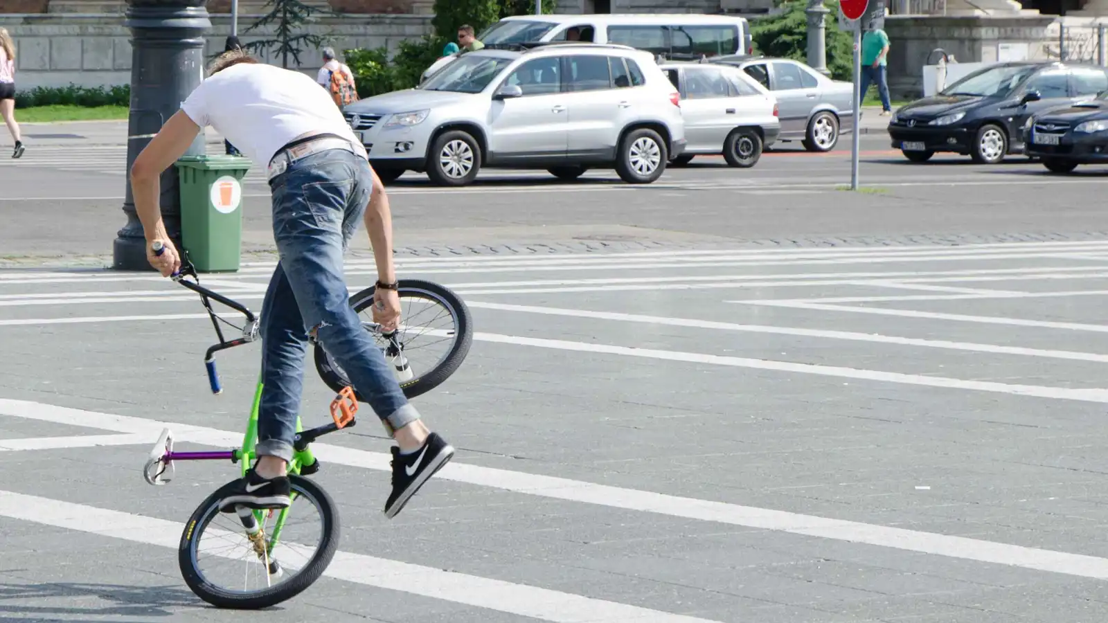 مصرع فتى خلال استعراض بدراجة هوائية في تركيا (فيديو)