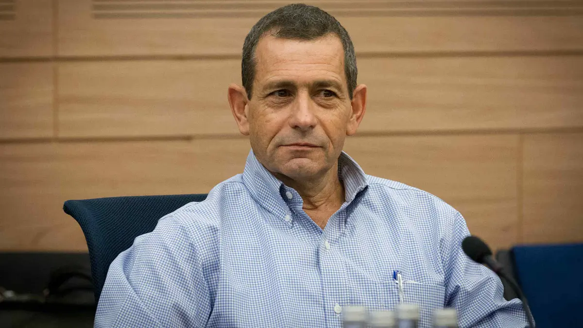 تقرير يكشف تفاصيل لقاء سري جمع رئيس الشاباك الإسرائيلي بقيادات من حماس