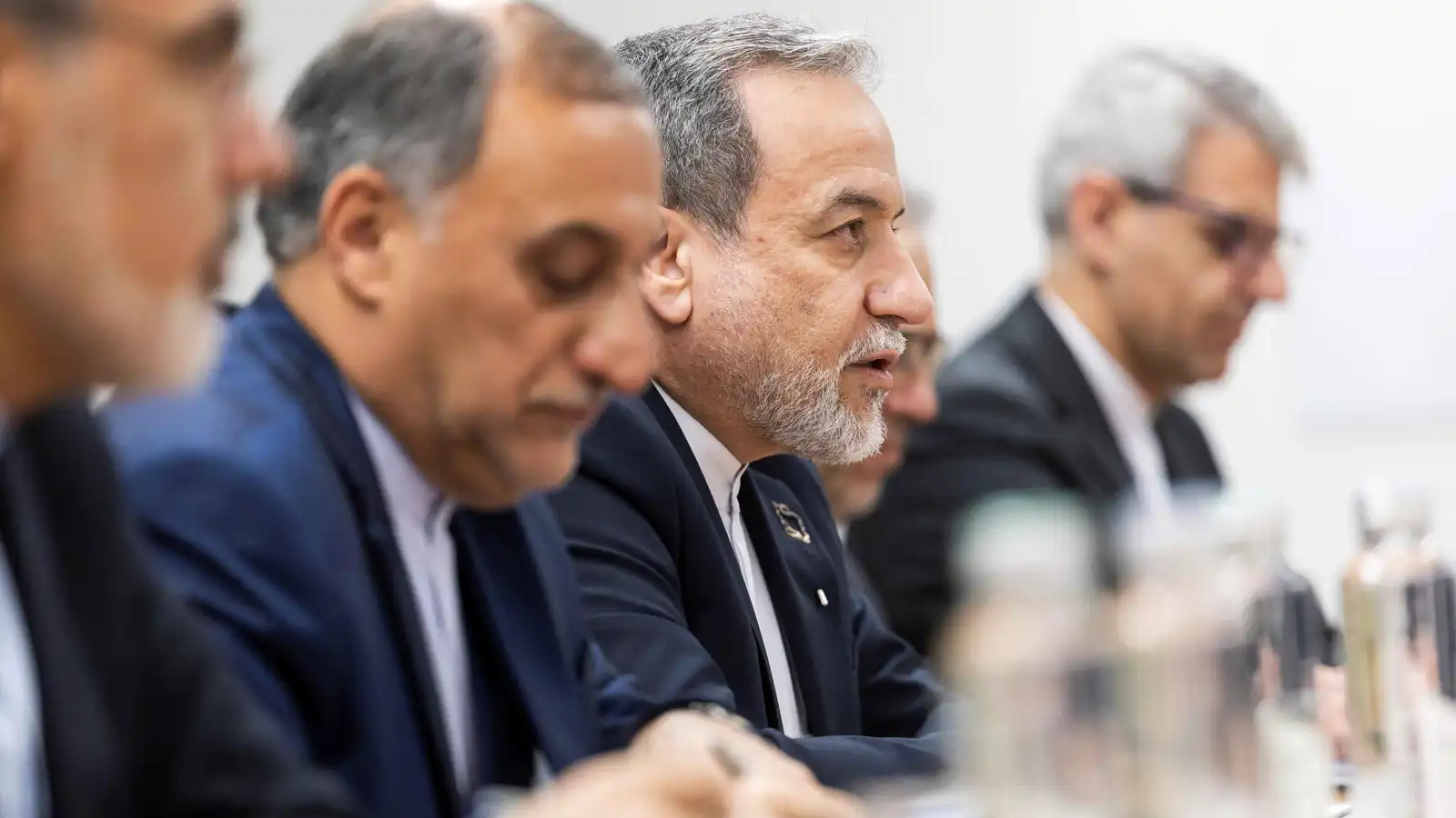 إيران تحدد موقفها من تطوير "النووي" وتضع شرطاً لإبرام "اتفاق تاريخي"