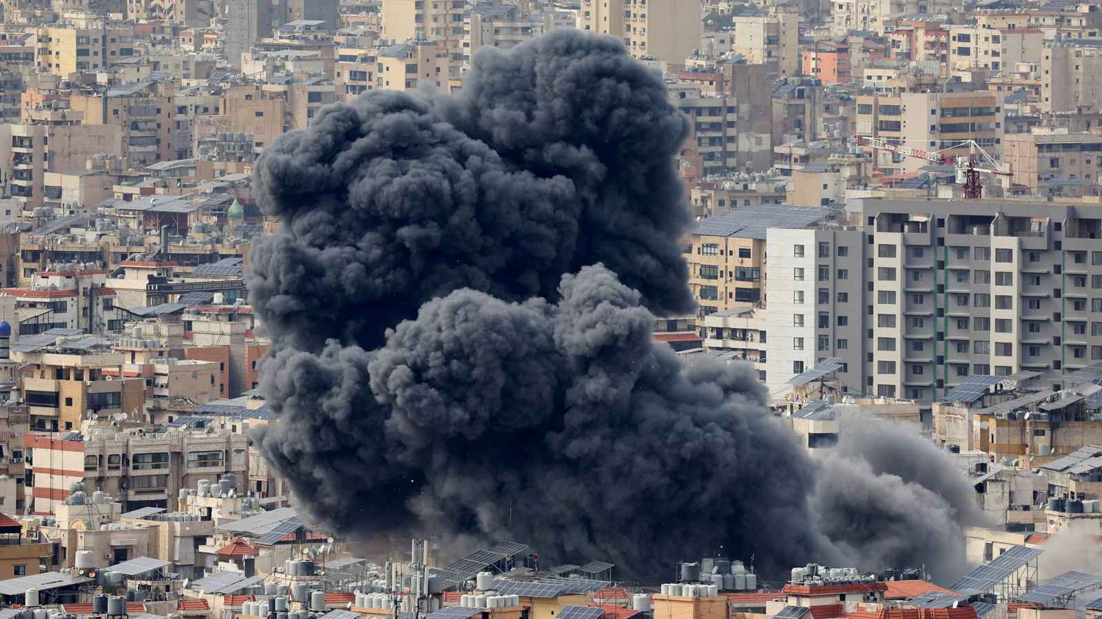 إيران تعلق على غارات الضاحية الجنوبية لبيروت