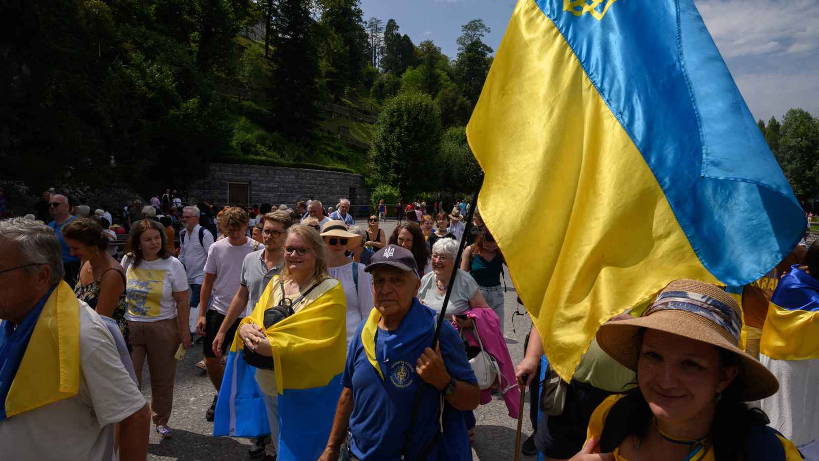 سويسرا تفرض قيودًا على دخول اللاجئين الأوكرانيين