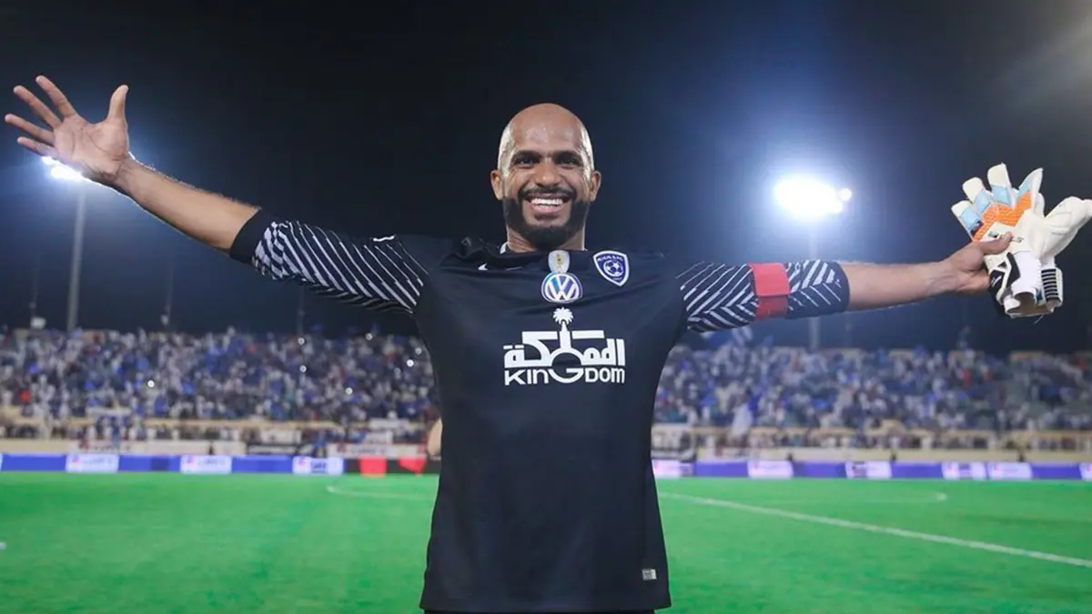 علي الحبسي يعلن رسميًا رحيله عن نادي الهلال السعودي (فيديو)