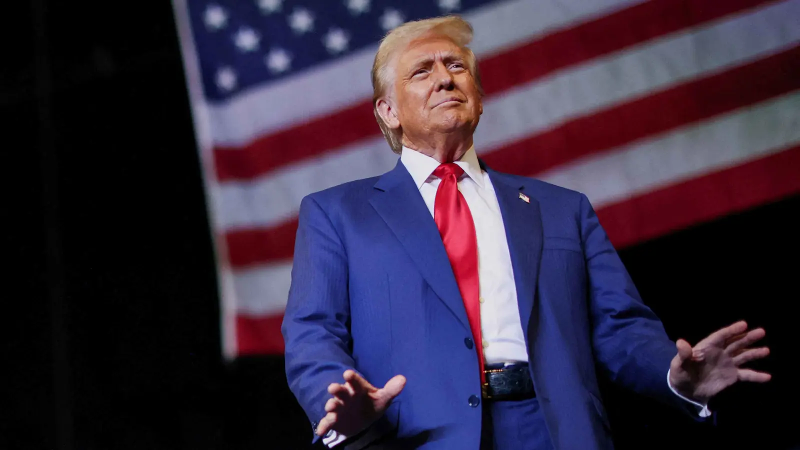 هل تحيي عودة ترامب سياسة "العصا الكبيرة" مع جيران الولايات المتحدة؟