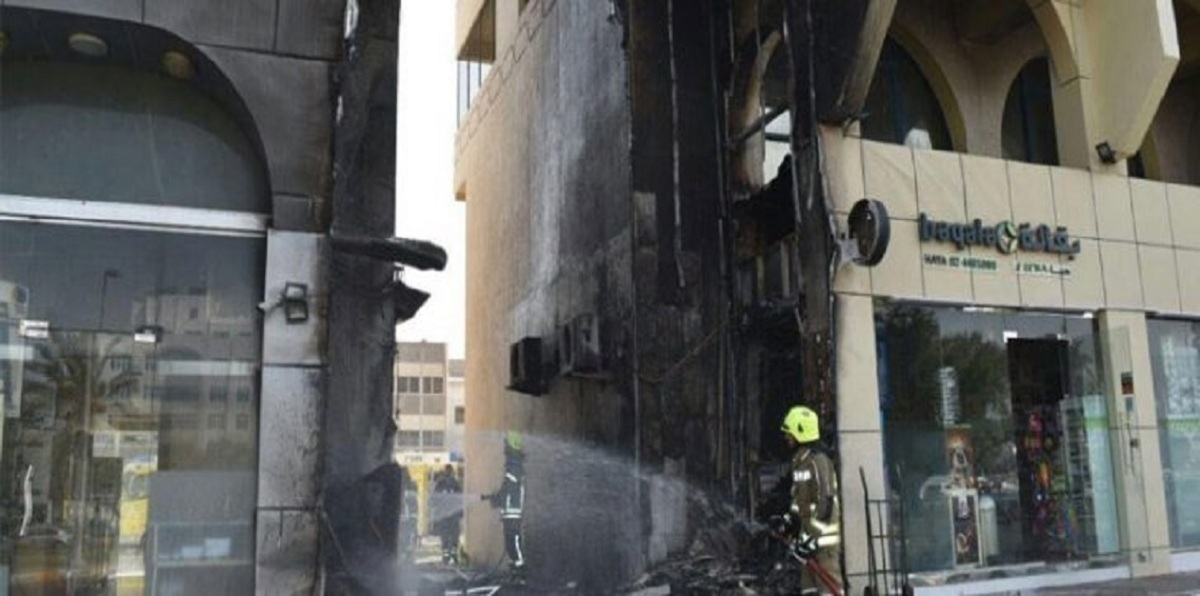 بالفيديو.. أسطوانة غاز تتسبب بانفجار ضخم في أحد مطاعم أبوظبي