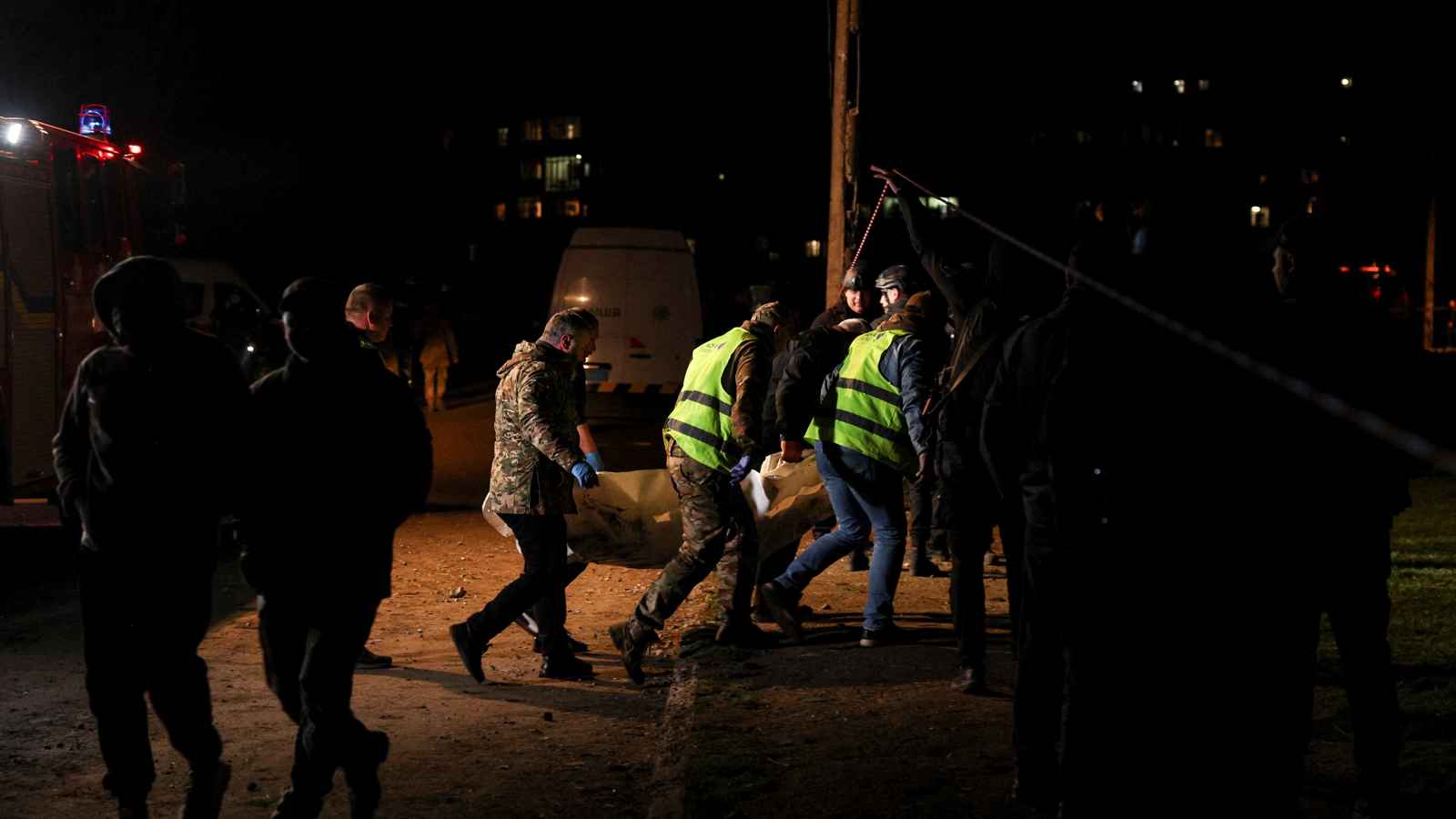 عُقد بمطعم.. روسيا تستهدف اجتماعاً لعسكريين أوكرانيين وأجانب (فيديو)