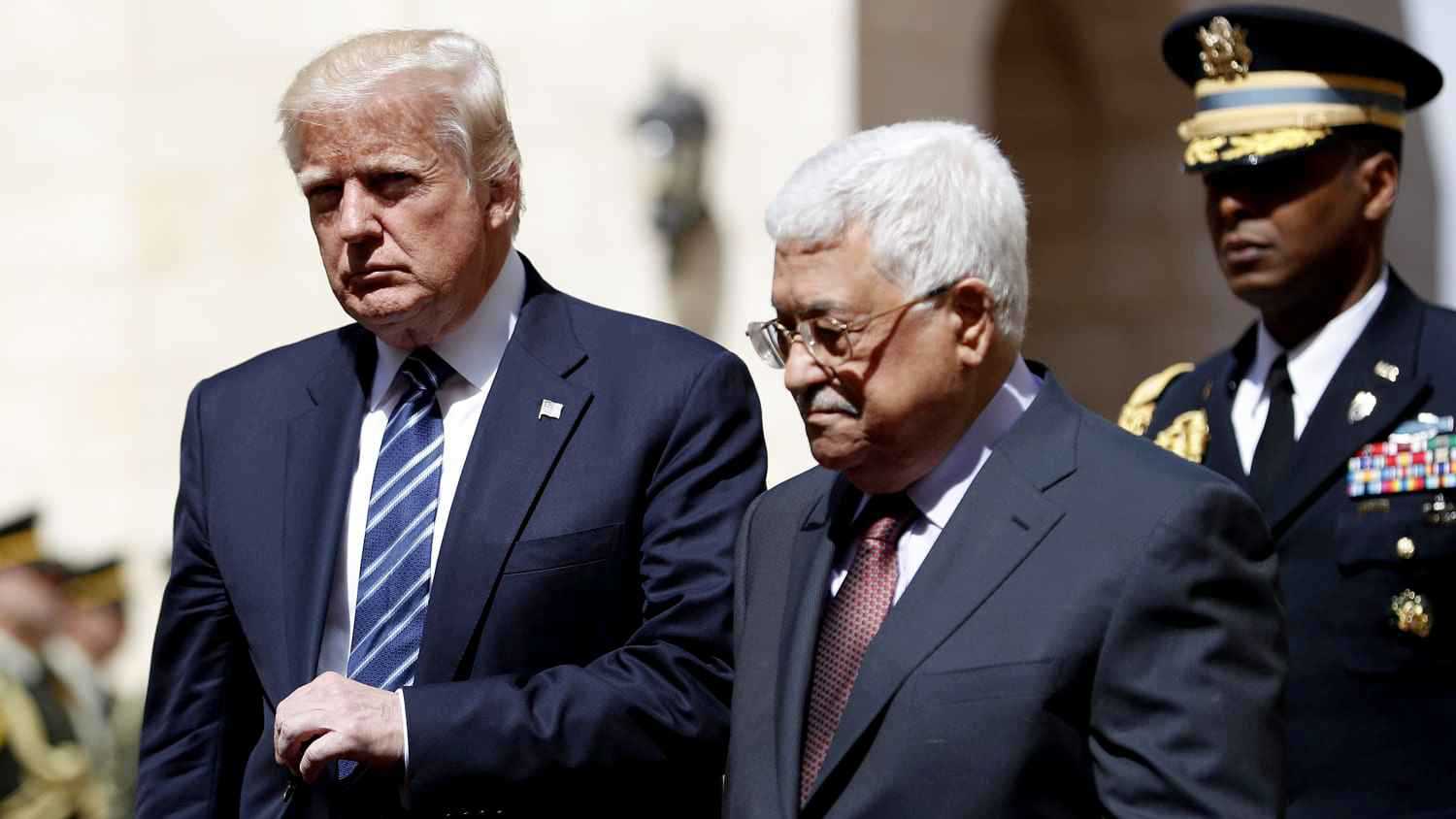 ترامب يكشف فرص عباس في حكم غزة بعد وقف الحرب بين إسرائيل وحماس