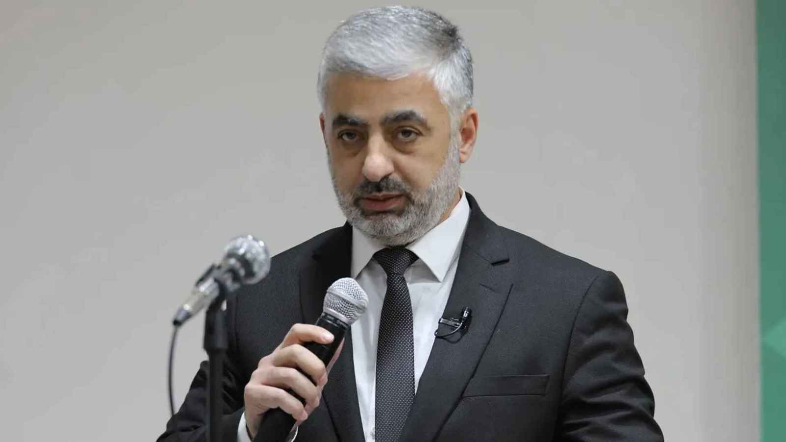 ترأس "حكومة الإنقاذ".. من هو وزير الداخلية السوري الجديد؟