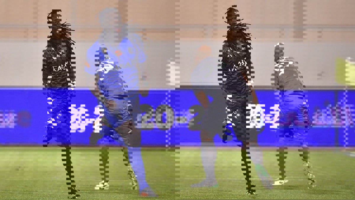 بافيتيمبي غوميز يصبح الهداف التاريخي لأجانب نادي الهلال