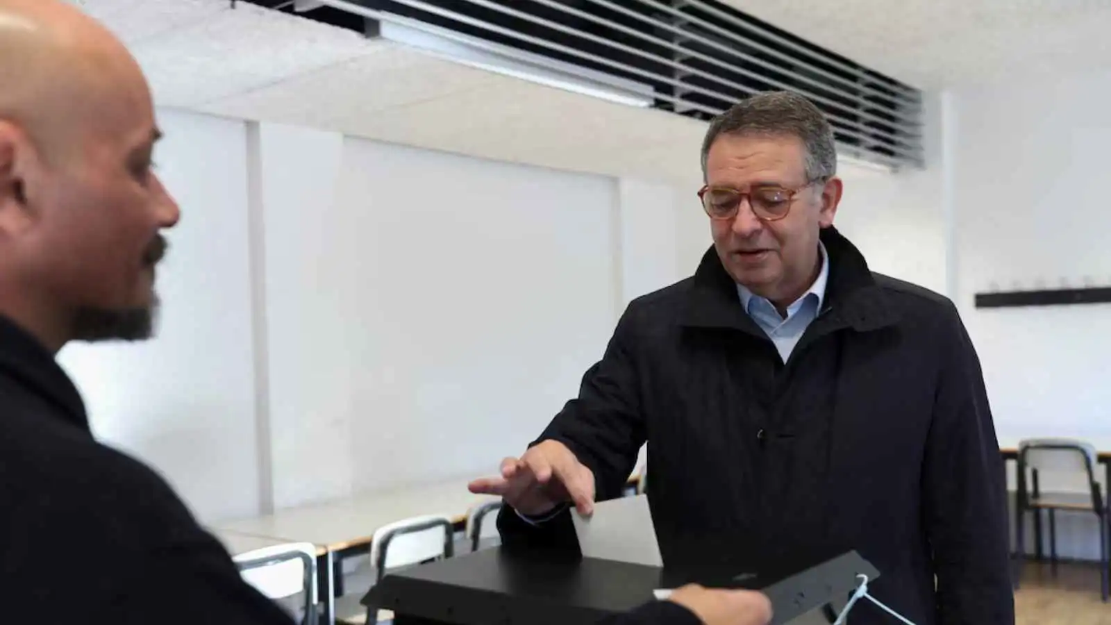 وسط انقسام سياسي.. انتخابات الرئاسة في البرتغال تتجه نحو جولة إعادة