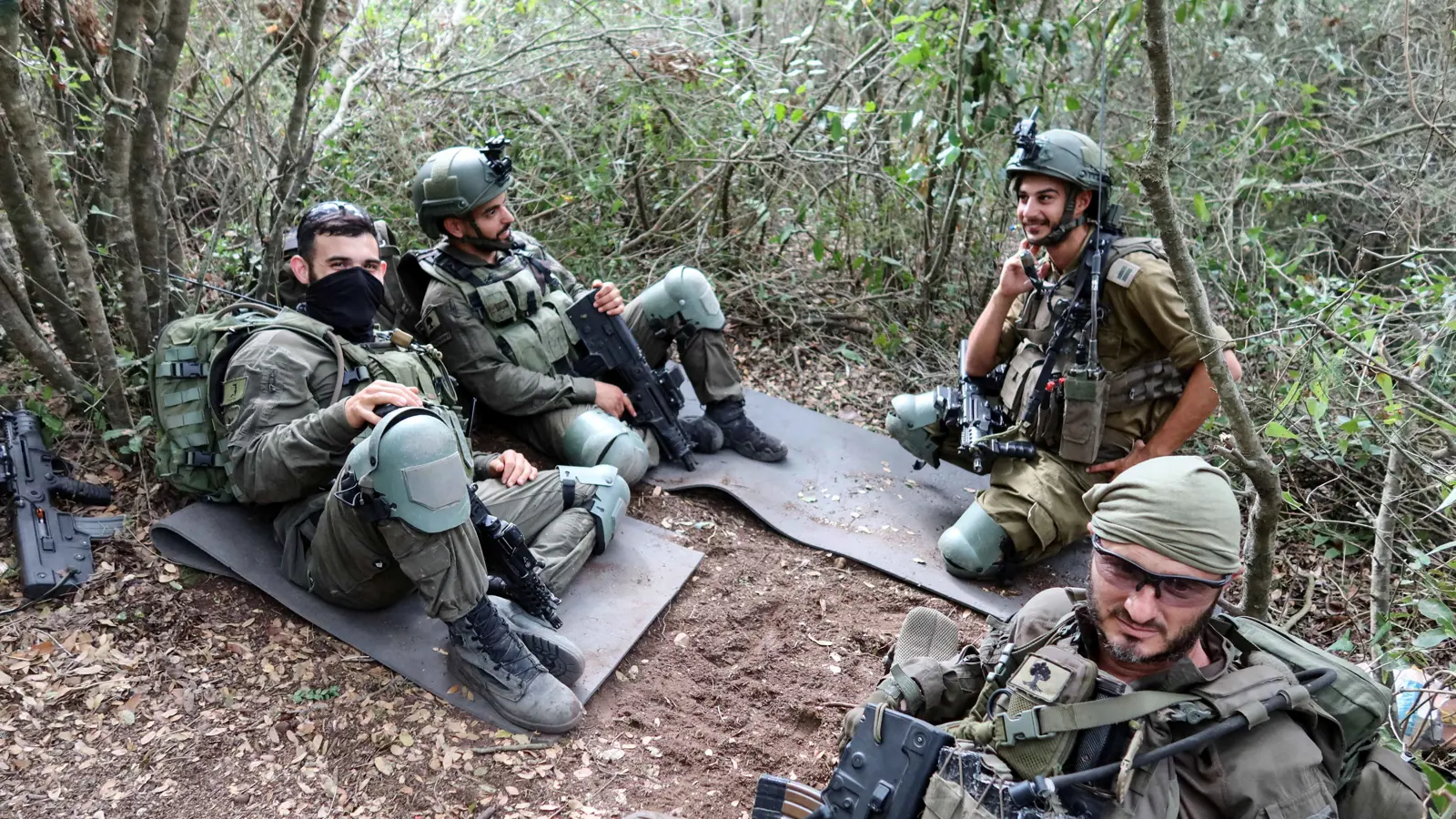 لماذا تراجعت إسرائيل عن إنهاء عمليتها البرية جنوب لبنان؟