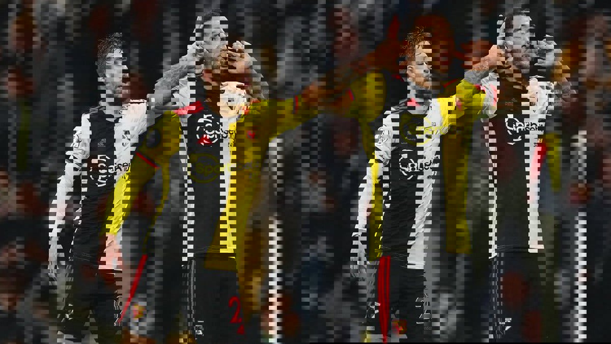 عائلة مهاجم واتفورد تتعرض لمضايقات بسبب رفضه استئناف الدوري الإنجليزي