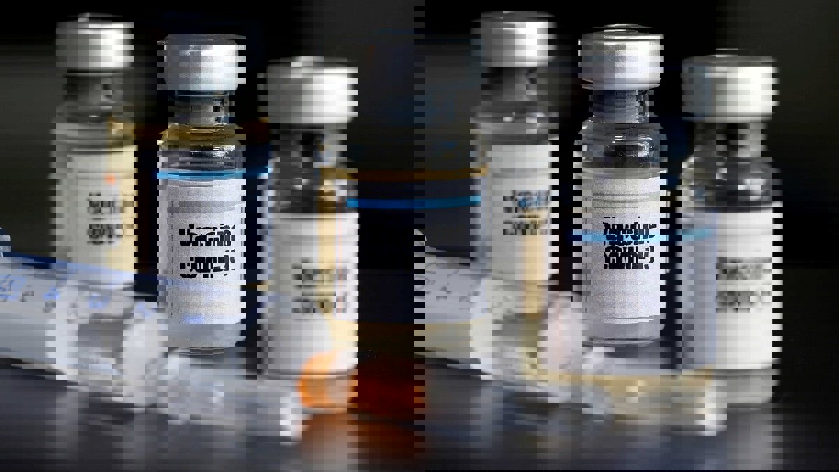 تقرير: شركات صناعة الأدوية تتقاسم عشرات مليارات الدولارات عوائد لقاحات كورونا