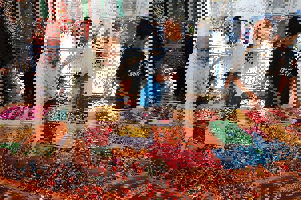 عقب تراجع ملحوظ.. تجار الأردن يأملون في انتعاش الحركة الشرائية خلال العيد