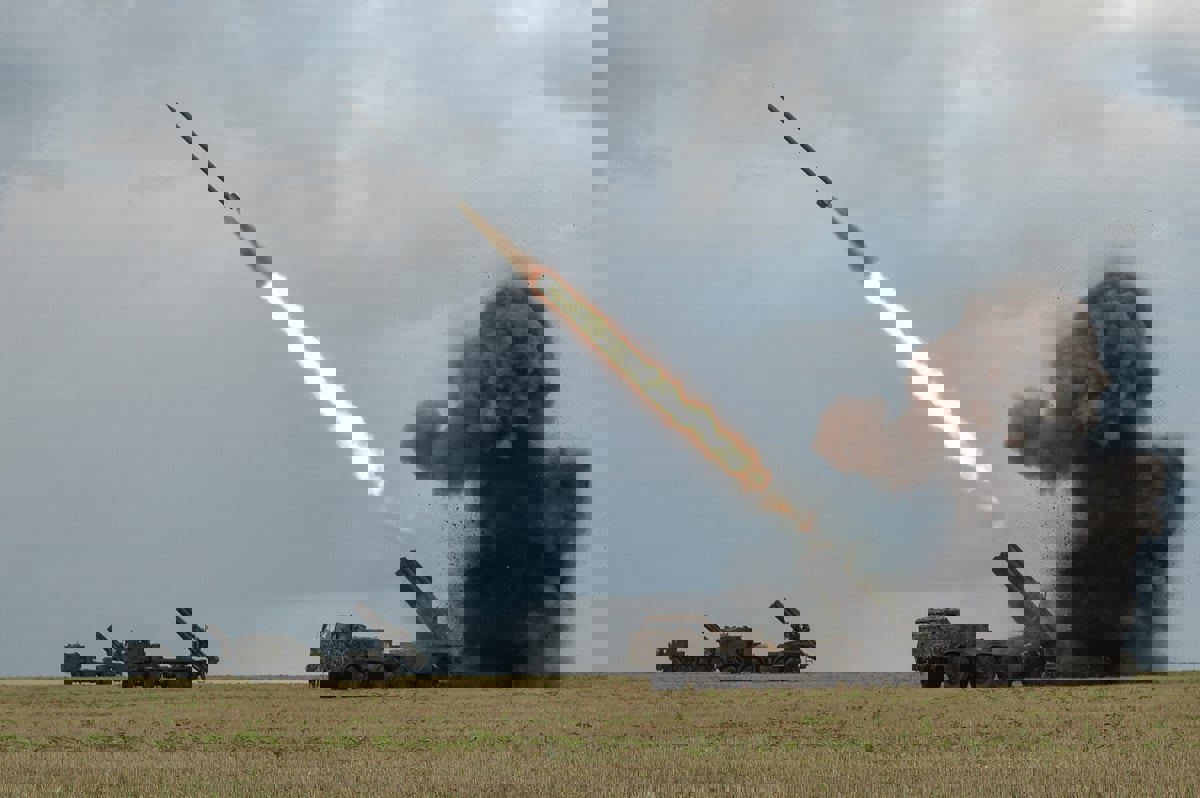 الجيش الروسي يتقدم في خاركيف ويدمر قوة أوكرانية بصواريخ "أوراغان"