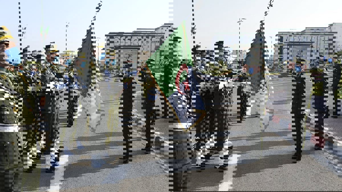 تقرير: الدرك الجزائري يشهد "عملية تطهير غير مسبوقة"