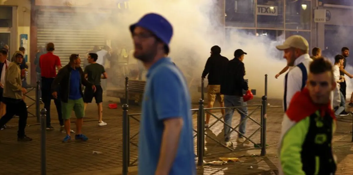 هل تؤثر اشتباكات ليل على مصير إنجلترا في يورو 2016؟