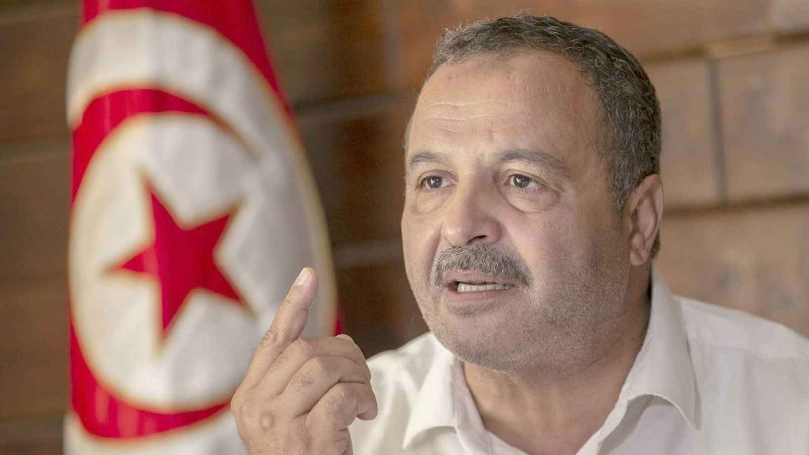 تونس.. القضاء يستدعي الوزير الأسبق عبد اللطيف المكي