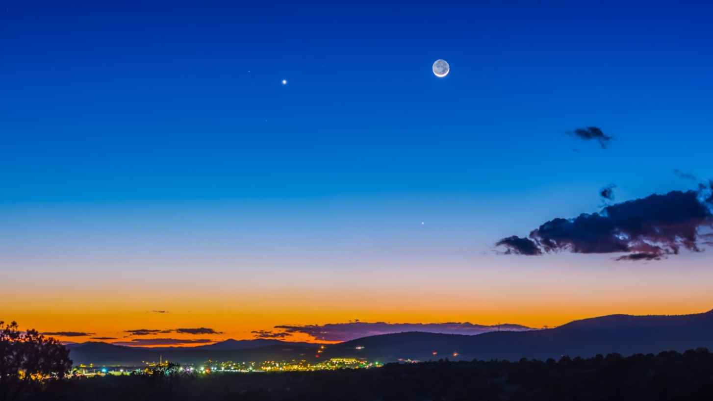 عشاق الفلك على موعد مع ظاهرة نادرة.. ما الأسرار؟
