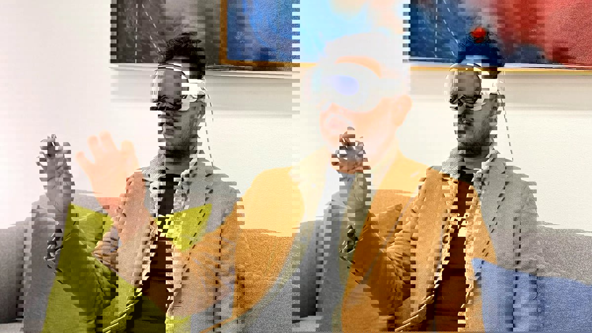 بعد سلسلة شكاوى.. هل يتحسن نموذج "Apple Vision Pro" الأول؟