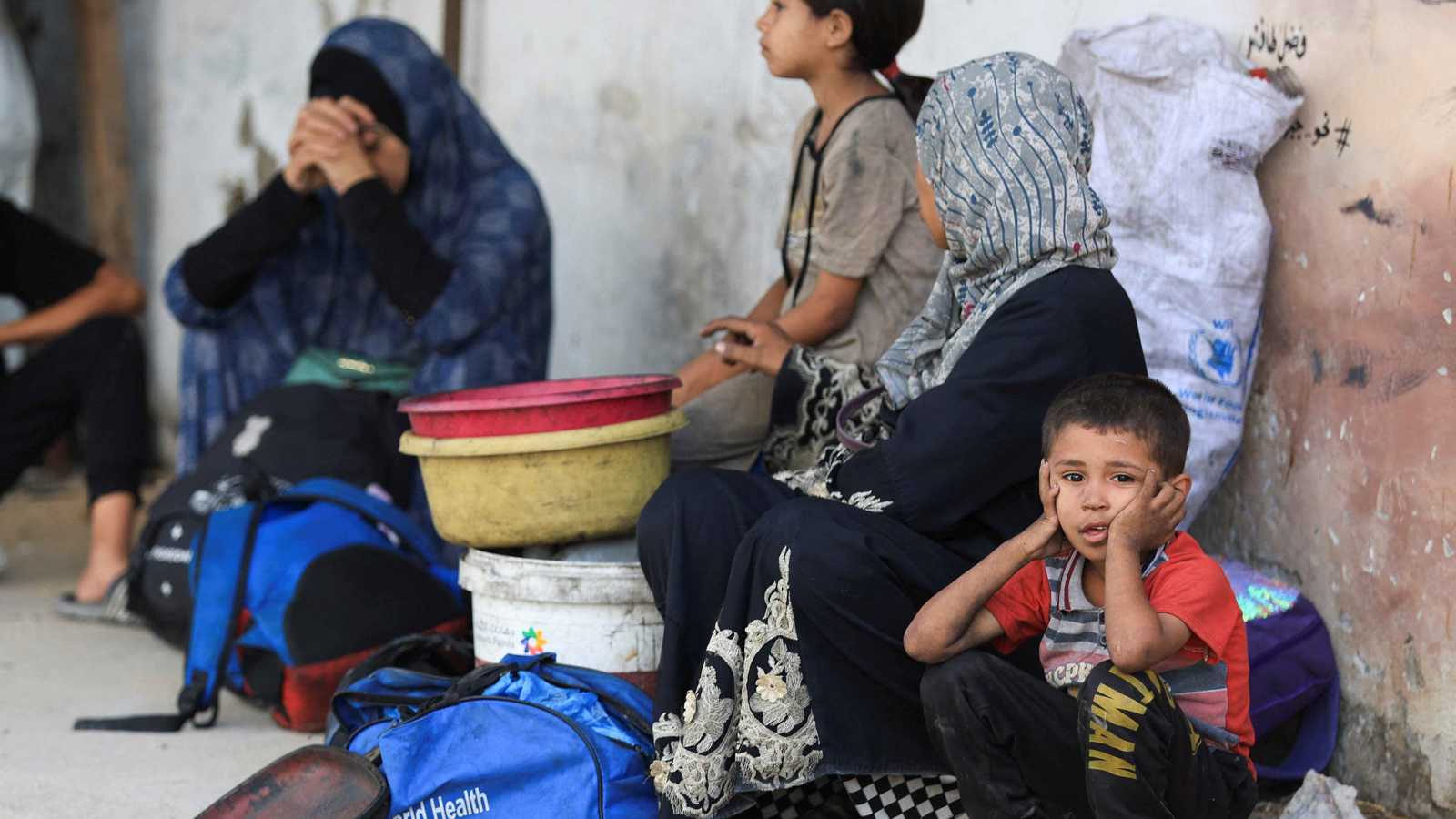 مصادر طبية تكشف لـ "إرم نيوز" عن تفشي كورونا وفيروسات أخرى في غزة