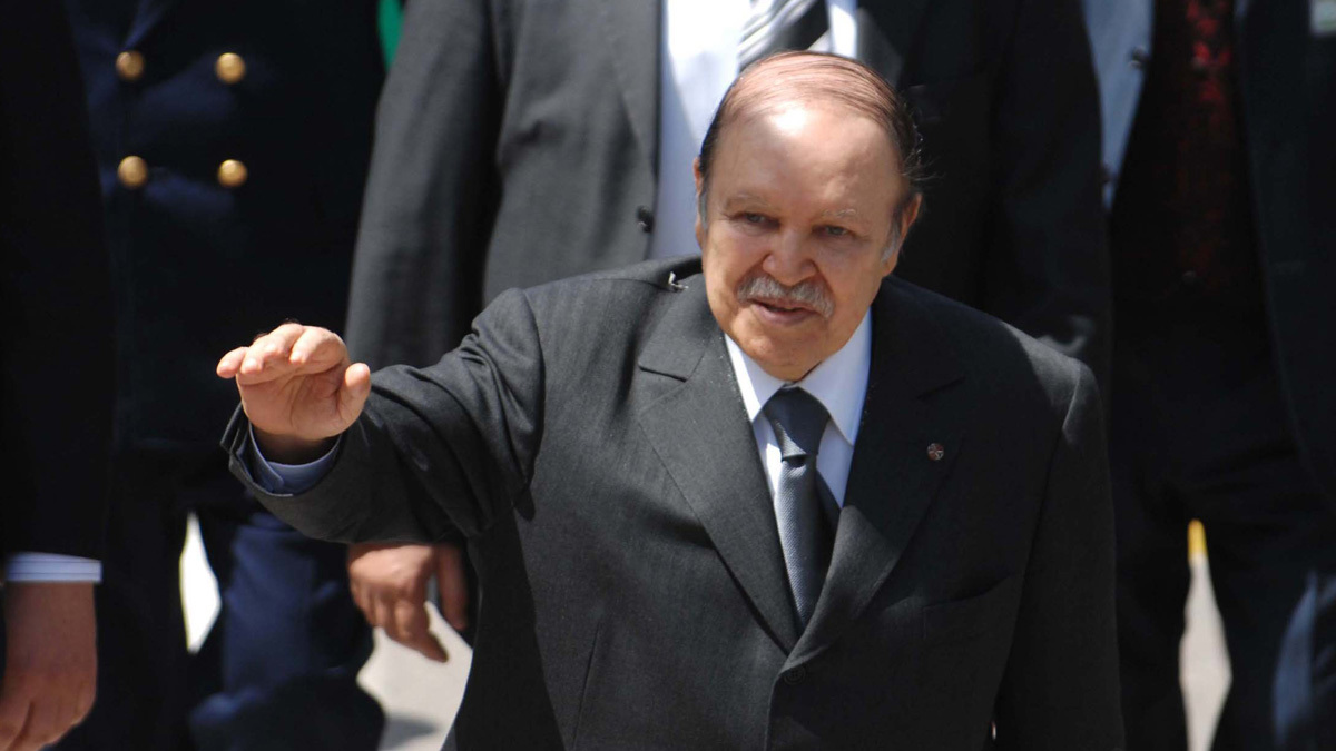 شكلت ذراع نظام بوتفليقة .. إمبراطورية "آل كونيناف" في الجزائر تنهار