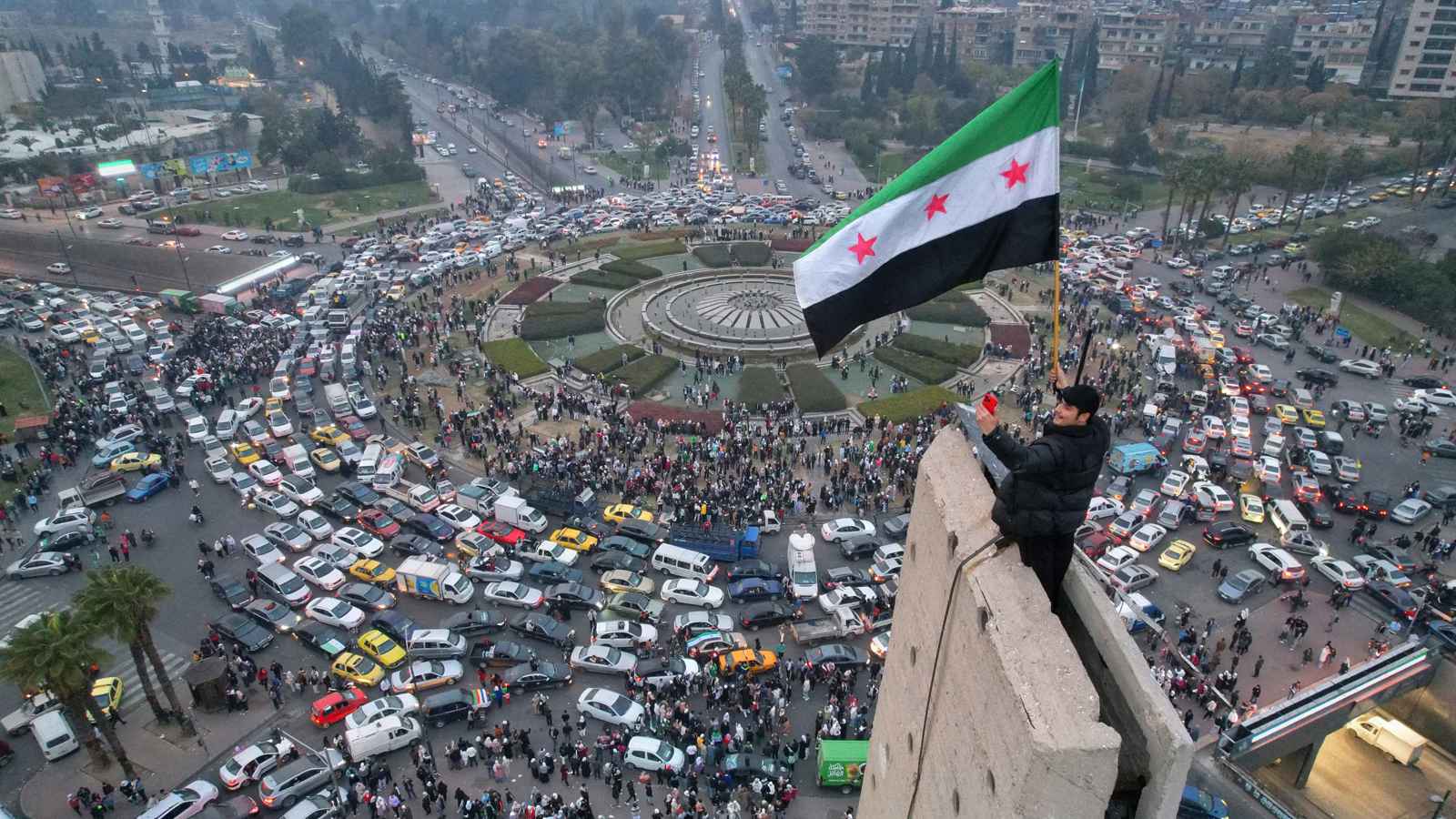 لتأسيس دولة جديدة.. ما محددات نجاح المؤتمر الوطني السوري؟