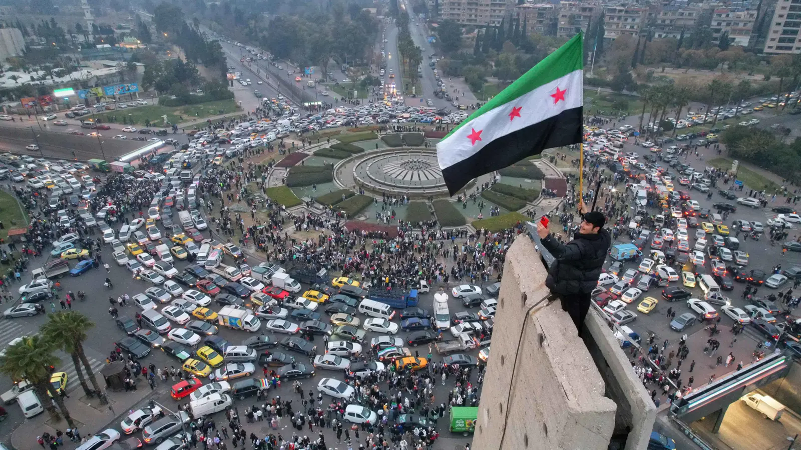 لتأسيس دولة جديدة.. ما محددات نجاح المؤتمر الوطني السوري؟