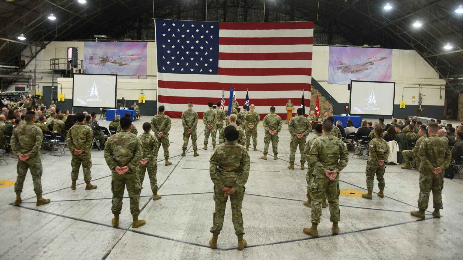 كوريا الجنوبية تنفي بحث سحب القوات الأمريكية من البلاد