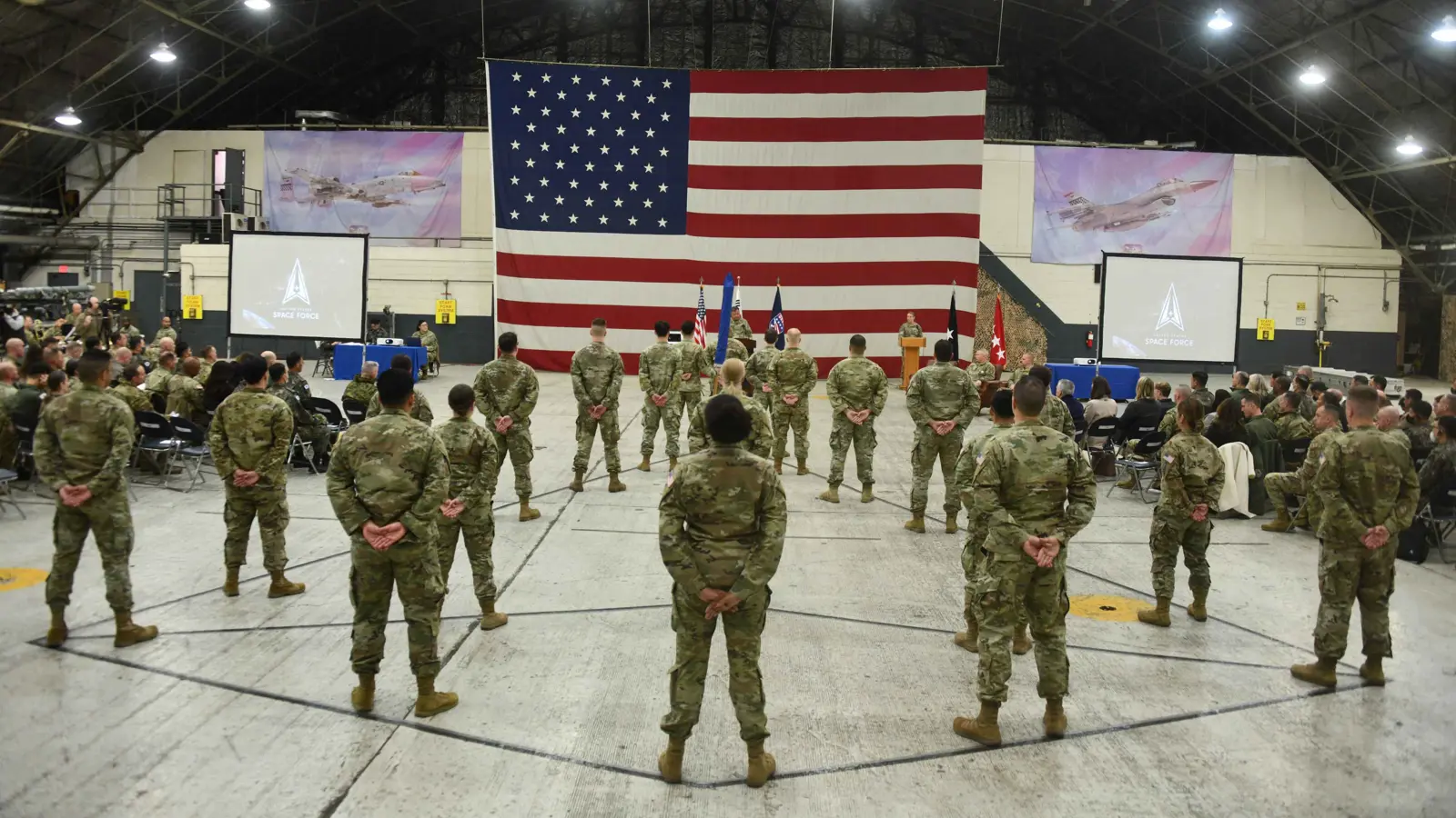 كوريا الجنوبية تنفي بحث سحب القوات الأمريكية من البلاد