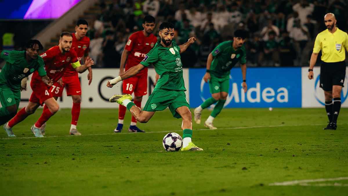 4 أسباب مهمة.. لماذا لا يعتمد يايسله على صالح أبوالشامات بشكل أساسي؟ 