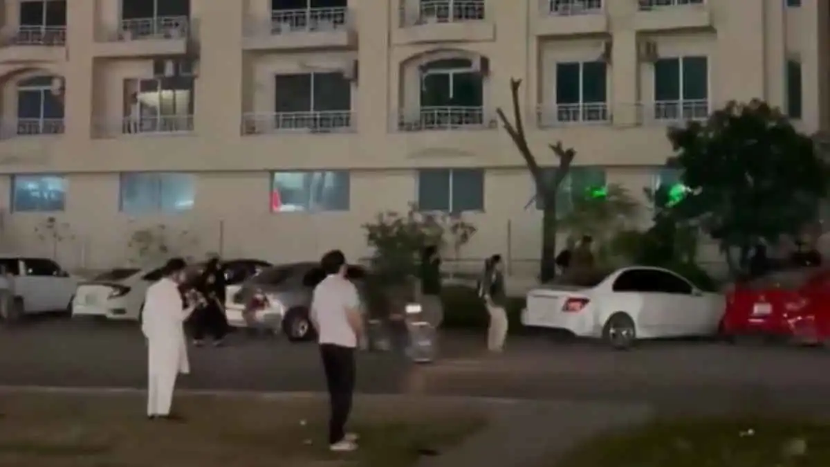 مقتل 9 إثر زلزال عنيف هز مناطق في أفغانستان وباكستان (صور وفيديو)