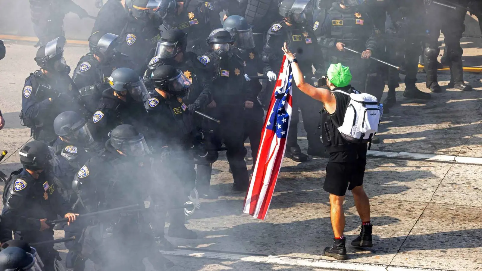 "نيويورك تايمز": المدن الأمريكية جميعاً تستعد لاحتجاجات بعد لوس أنجلوس