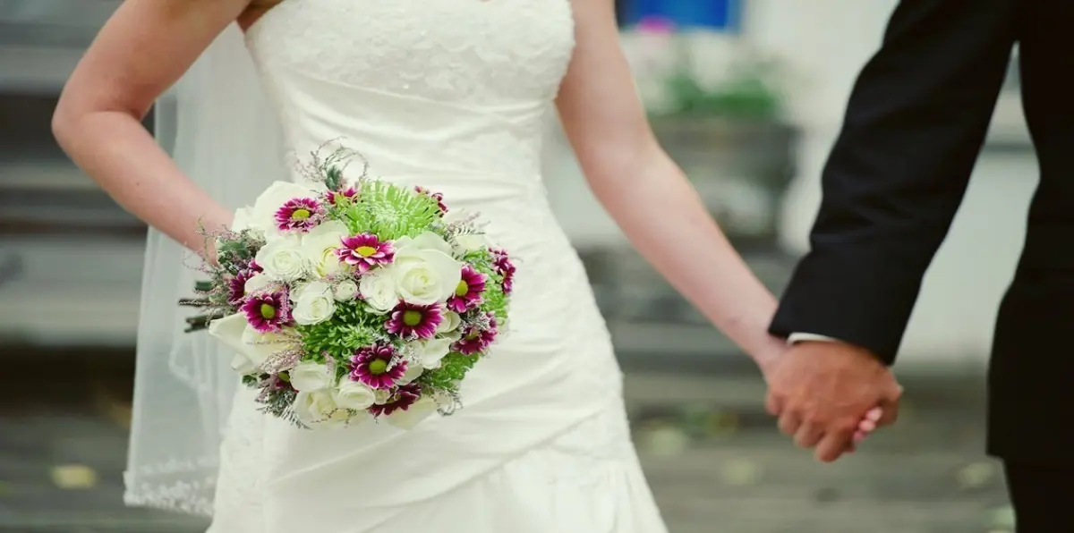 وفاة عروس مصرية أثناء حفل زفافها.. والنيابة تحقق في تعرضها لـ"مكيدة" (صور) 