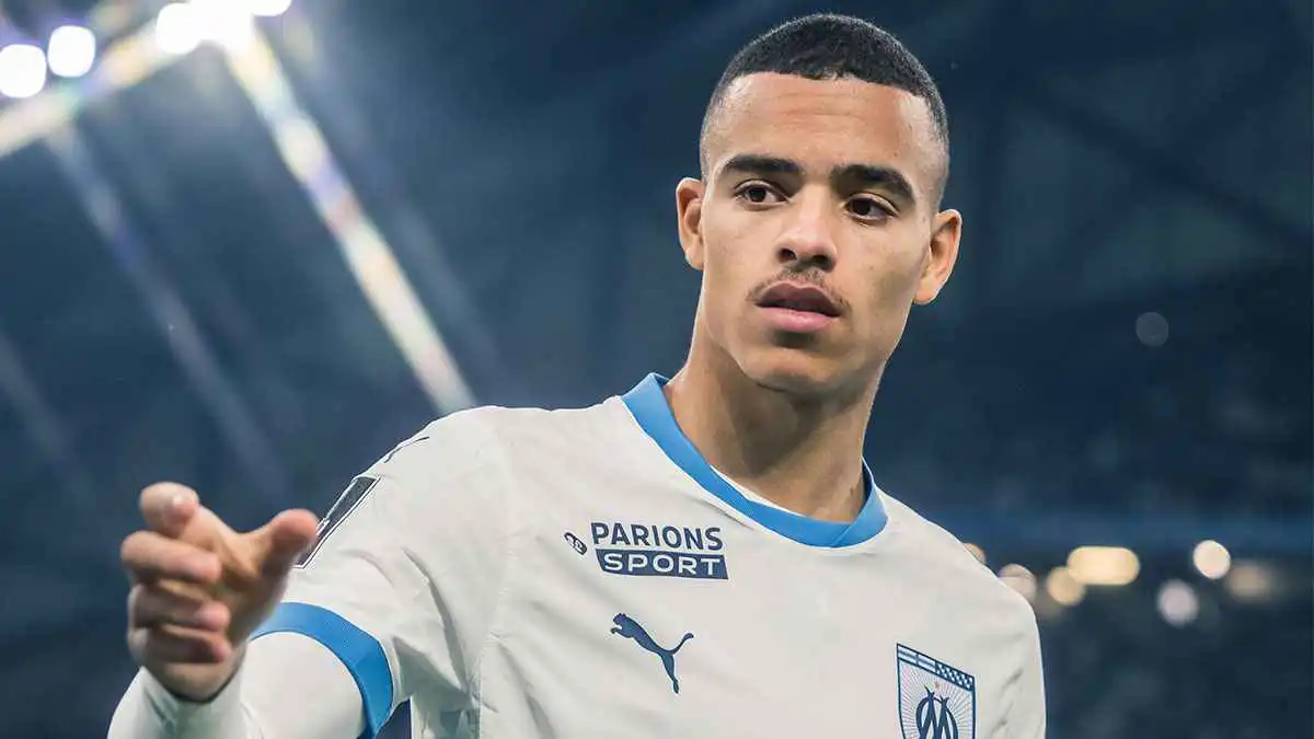 بعد اتصال رونالدو.. مفاجأة مدوية حول انتقال غرينوود للنصر السعودي