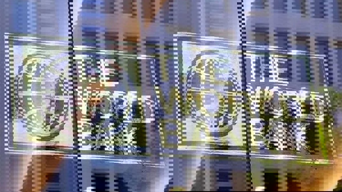 البنك الدولي يبشر اليمن بعوائد اقتصادية "كبيرة" إذا تحقق السلام