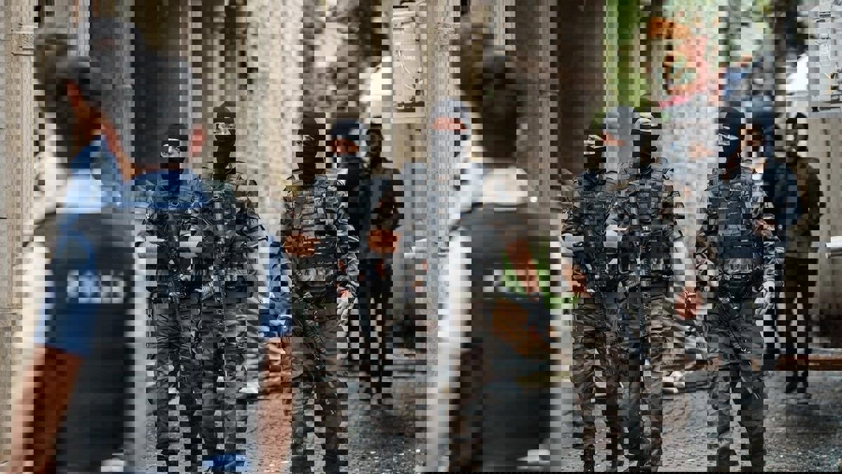 بعدما اعتقلته الاستخبارات التركية .. مخاوف من تسليم أنقرة ناشطًا بلوشيًا لإيران (فيديو)